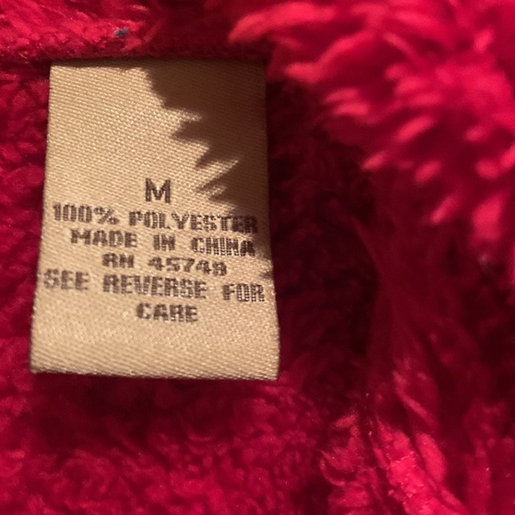 The softest red jacket you could ever wear! Size M - Picture 2 of 3
